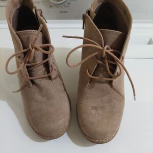Tan Suede Ankle Boots 7W